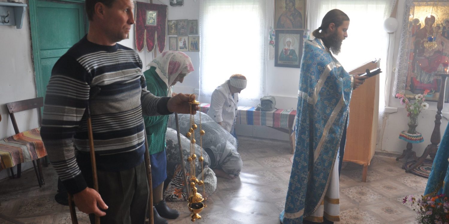 В деревне Устье почтили Свенскую-Печерскую икону Пресвятой Богородицы —  Козельская епархия