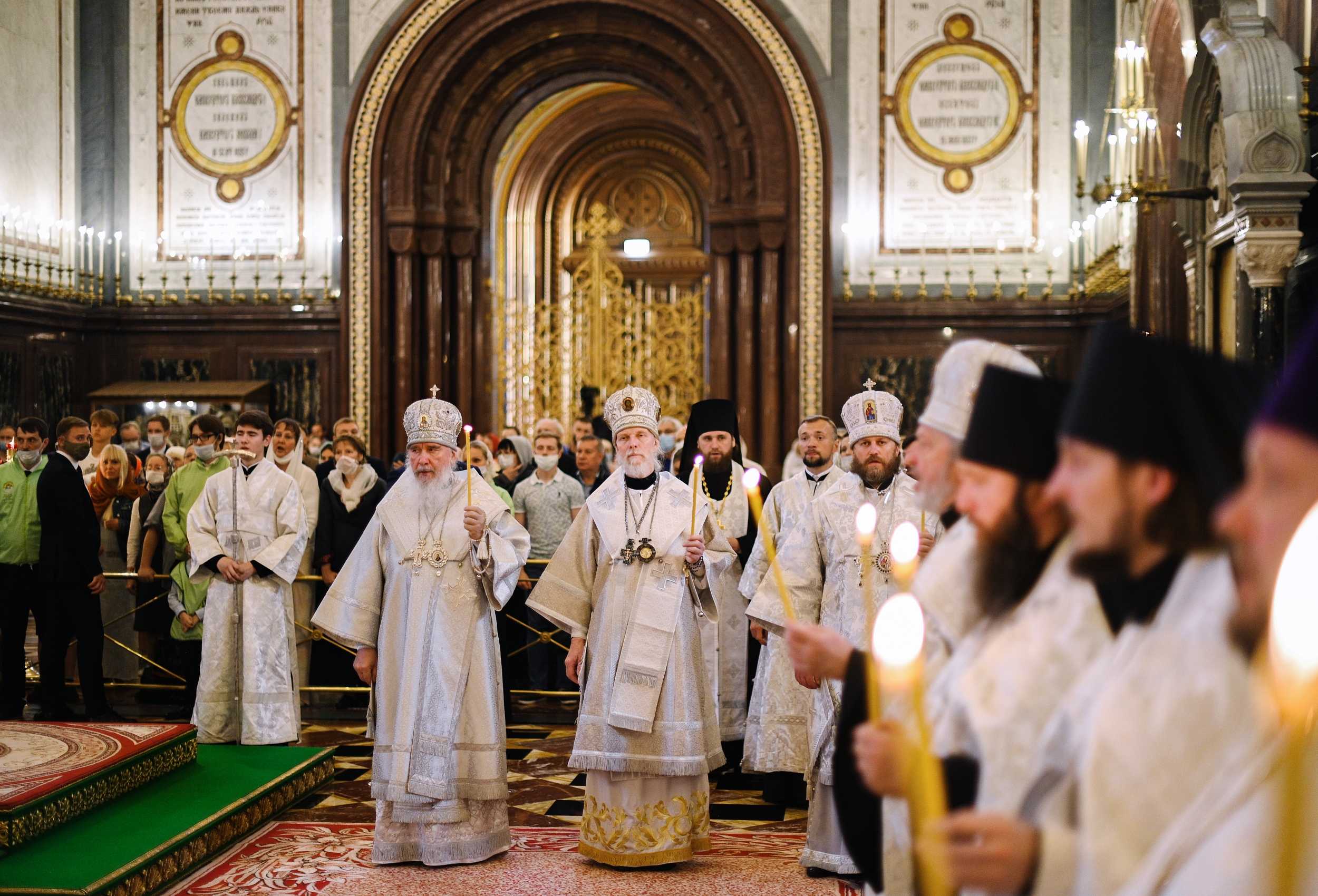 Пироги в храме христа спасителя